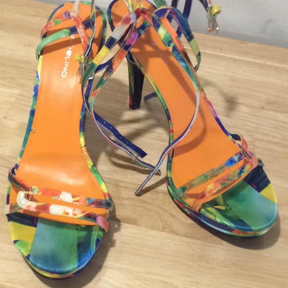 Bandolino Shoes - BANDOLINO SHOES MULTI COLORED